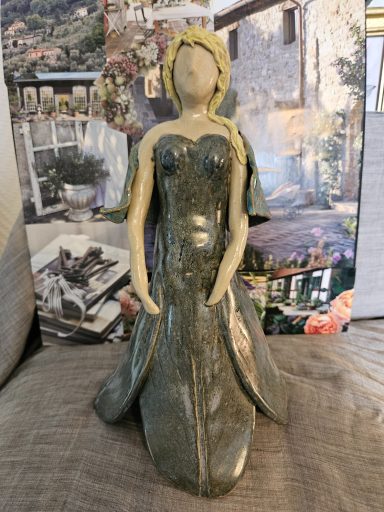 Stor Lövdam, 700 kr